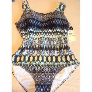 NWT Emily B Originals Size M,   Style L-EB200